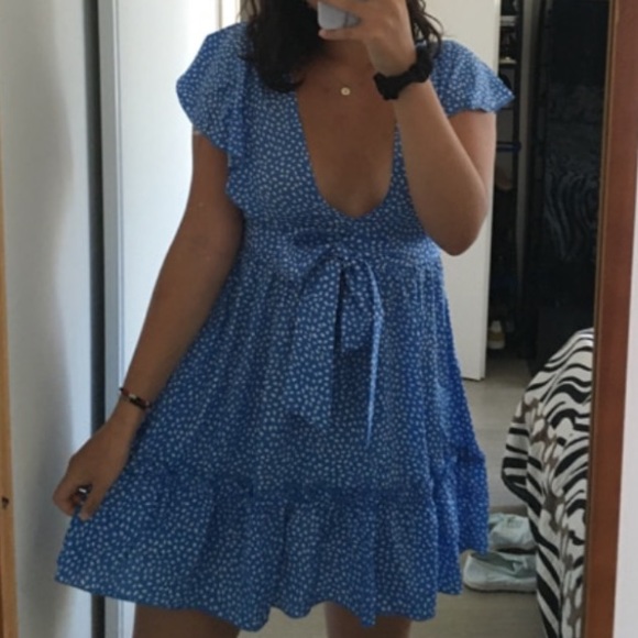 Blue Flutter Sleeve Frill Hemline Trim Dalmatian Dress - Picture 11 of 14